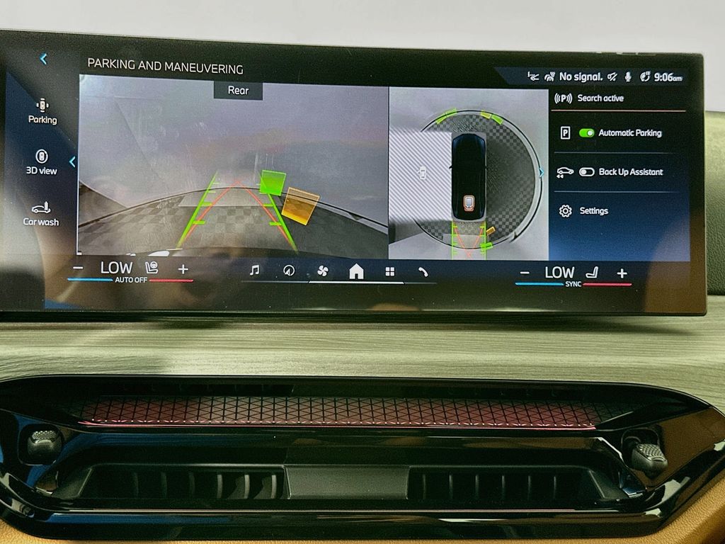 Thumbnail: 2026 BMW i4 - 13