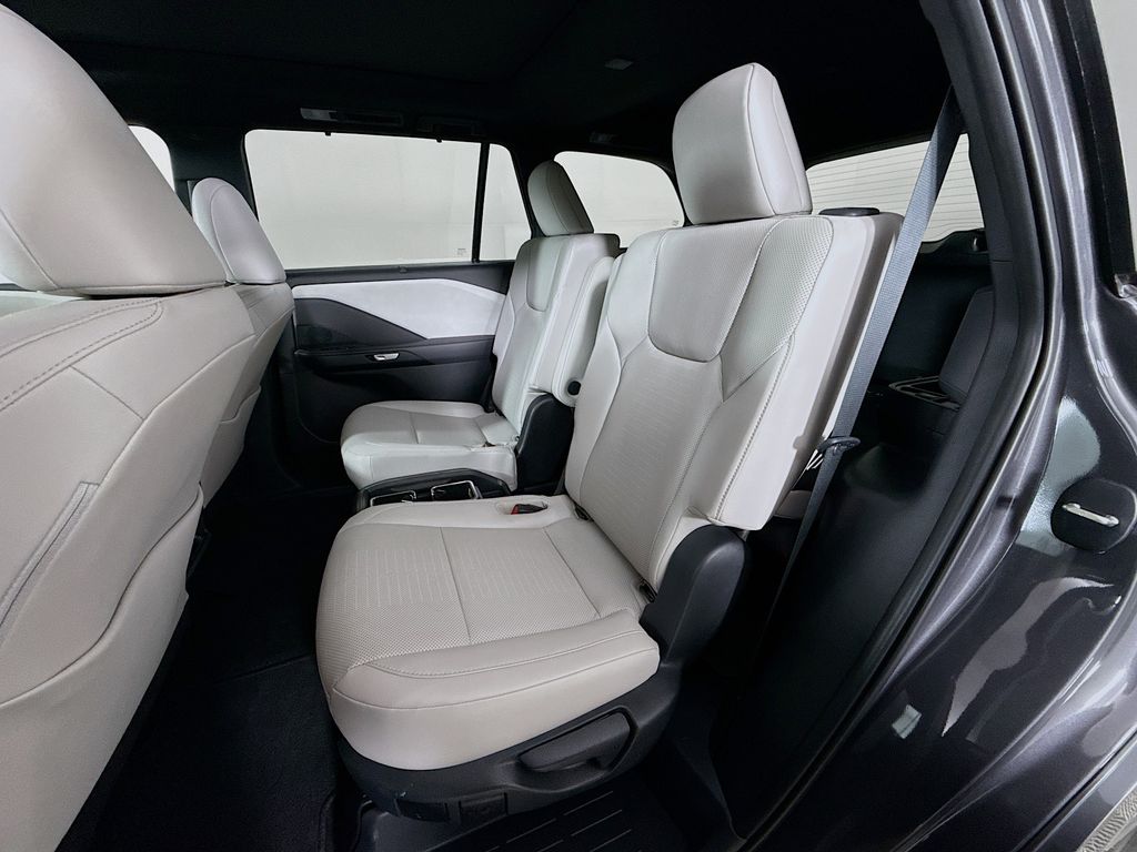 Thumbnail: 2025 Lexus TX - 26