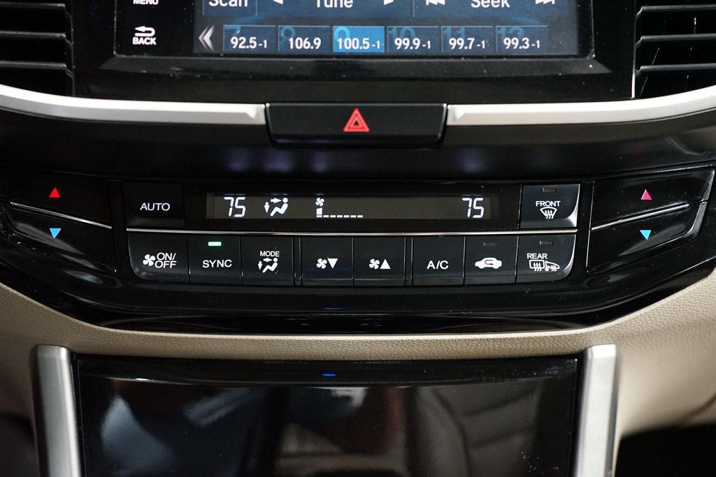Thumbnail: 2016 Honda Accord - 20