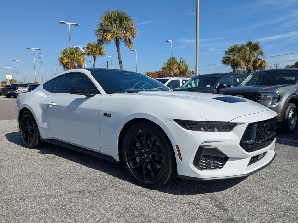 2025 Ford Mustang GT Premium Fastback