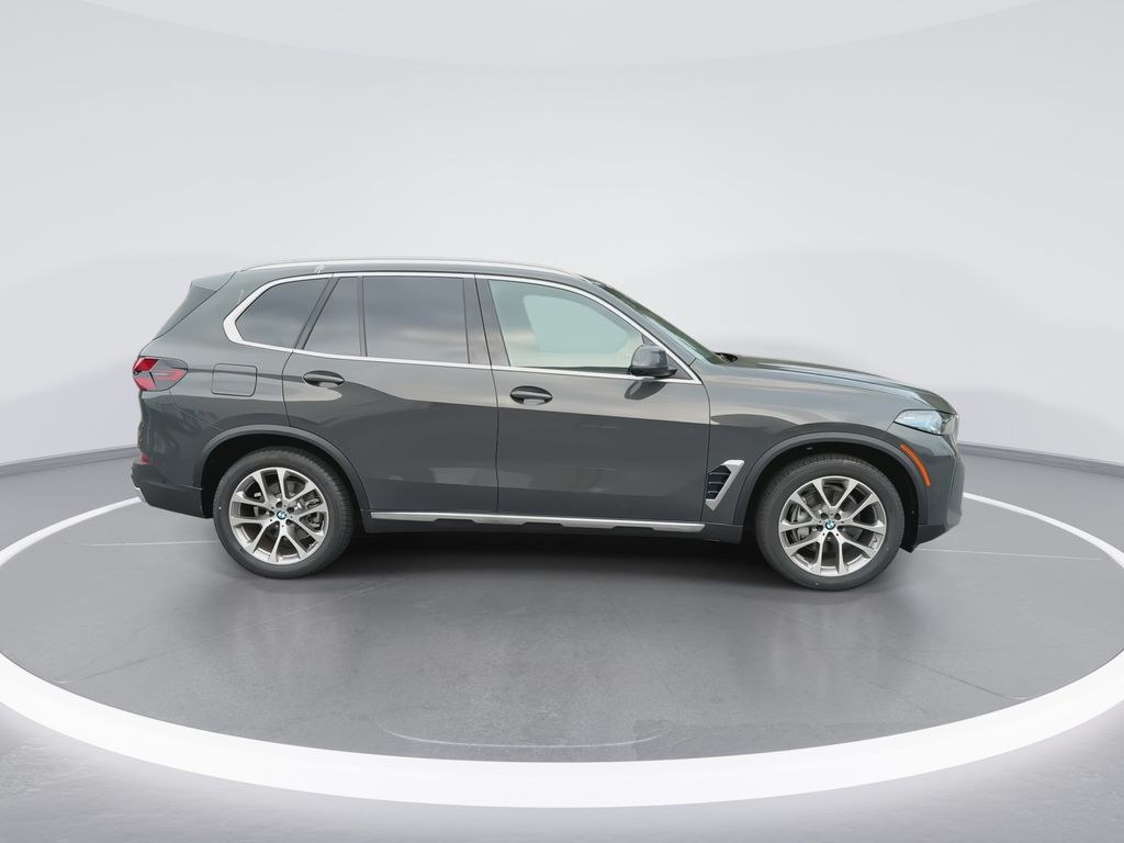 Thumbnail: 2026 BMW X5 - 9