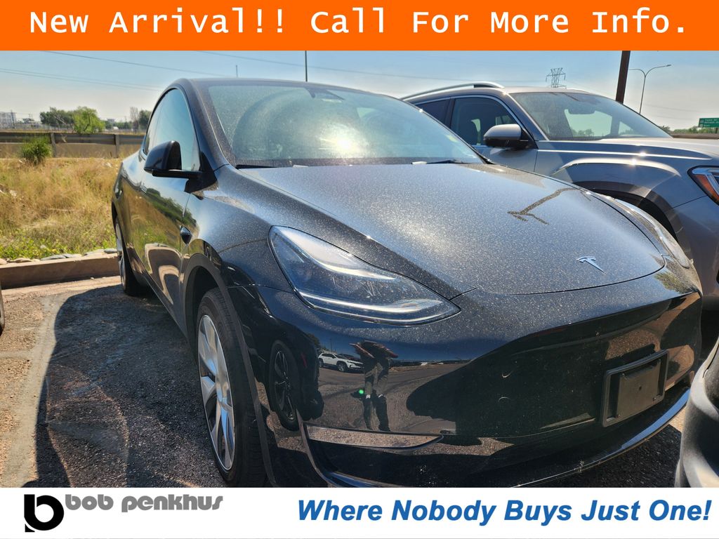 2023 Tesla Model Y Long Range Dual Motor All-Wheel Drive's photo