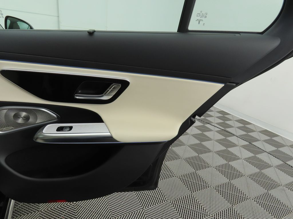 Thumbnail: 2026 Mercedes-Benz E-Class - 27