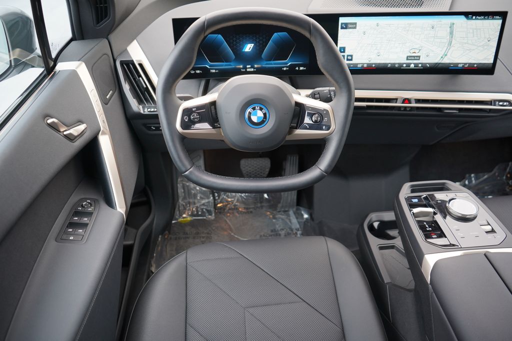 2025 BMW iX xDrive50 15