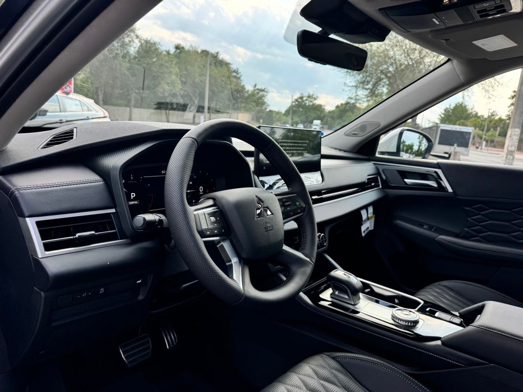 New 2026 Mitsubishi Outlander SUV
