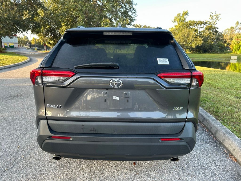 Thumbnail: 2021 Toyota RAV4 - 4