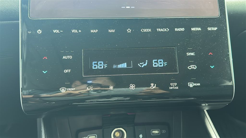 2022 Hyundai Tucson Limited Silver at Classic Elite Chevrolet Sugar Land