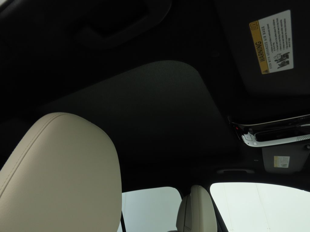 Thumbnail: 2026 Mercedes-Benz GLC - 19