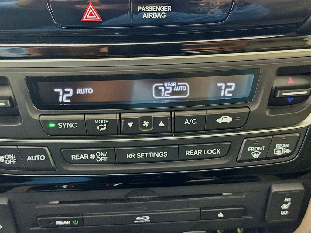 Used Car 2017 Honda Pilot  Touring For Sale Under $20,000 In Austin, Texas