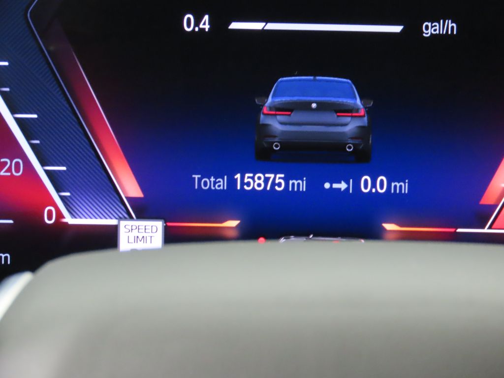 Thumbnail: 2024 BMW 3 Series - 13