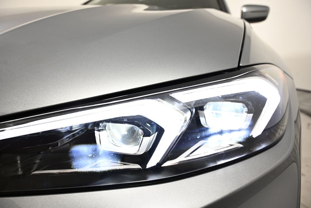 Thumbnail: 2025 BMW 3 Series - 9