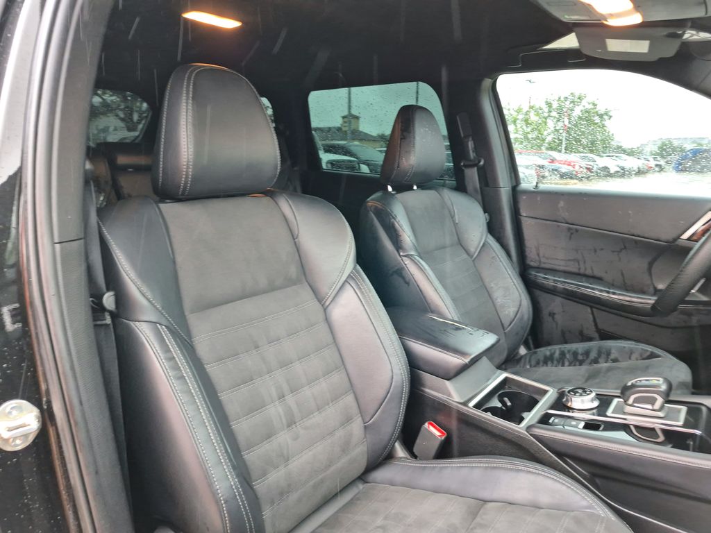 2023 Mitsubishi Outlander SE Black Edition Black at North Houston Mitsubishi