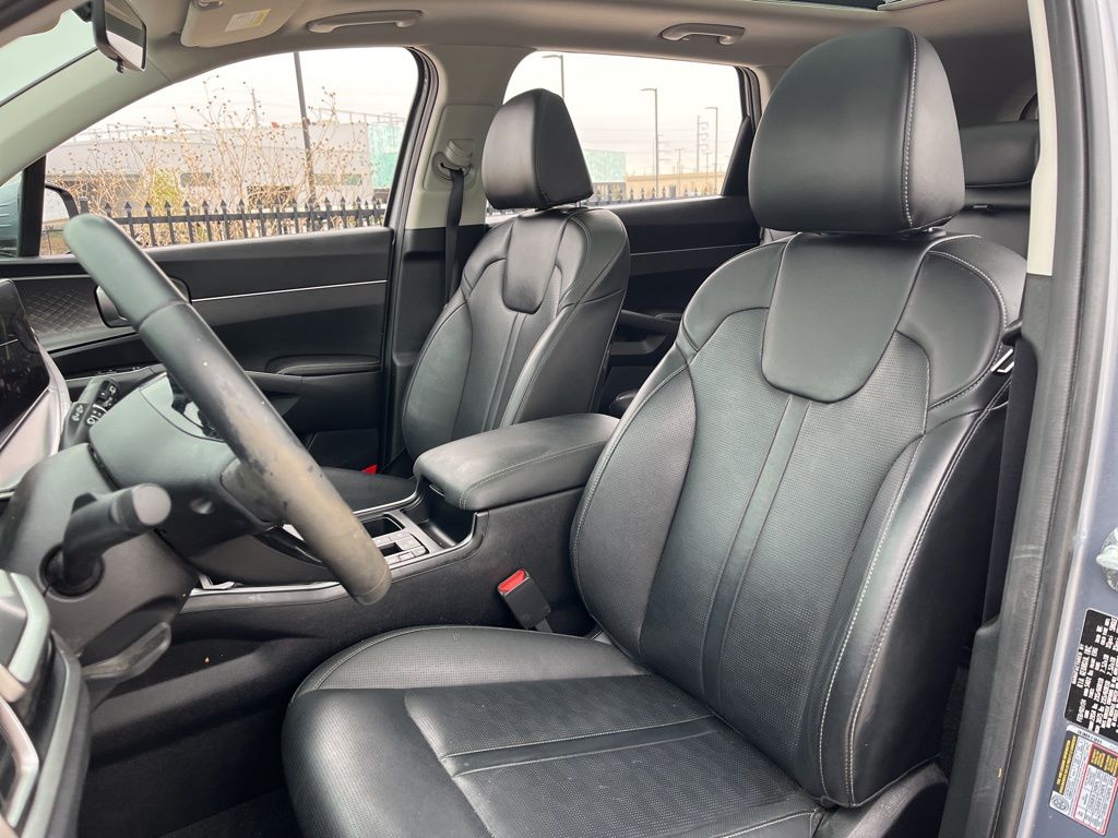 Thumbnail: 2024 Kia Sorento - 25