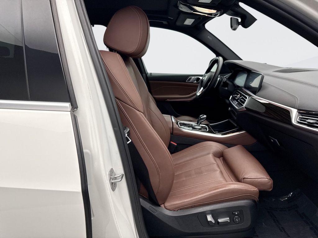 Thumbnail: 2020 BMW X5 - 18