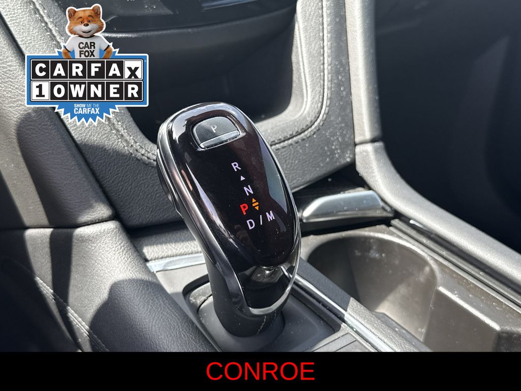 2024 Cadillac XT6 Luxury White at River Oaks CDJR