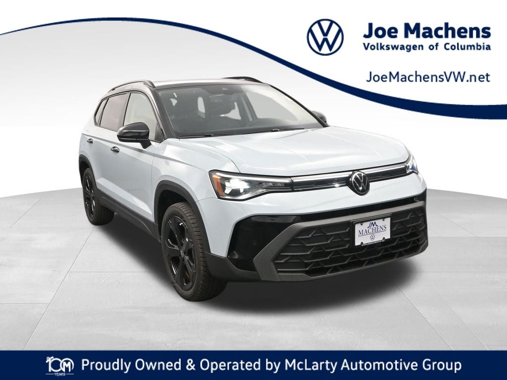 2026 Volkswagen Taos SE Black 4Motion