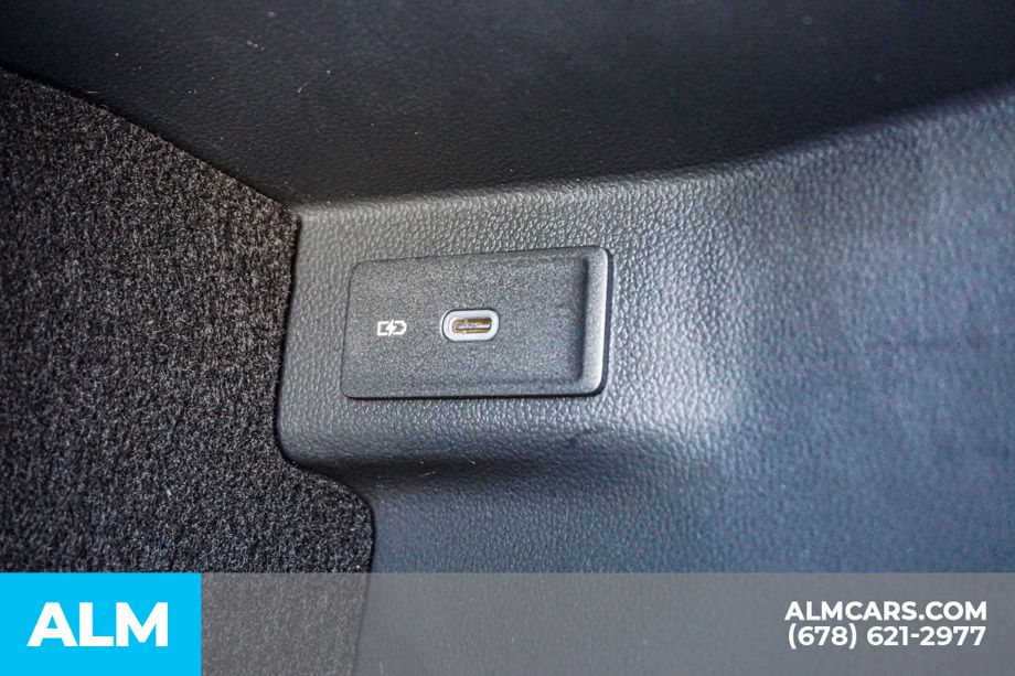 Used 2025 Black Volkswagen 2.0T SE w/Technology image 45