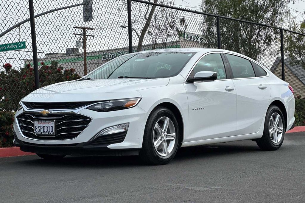 2020 Chevrolet Malibu LS 10