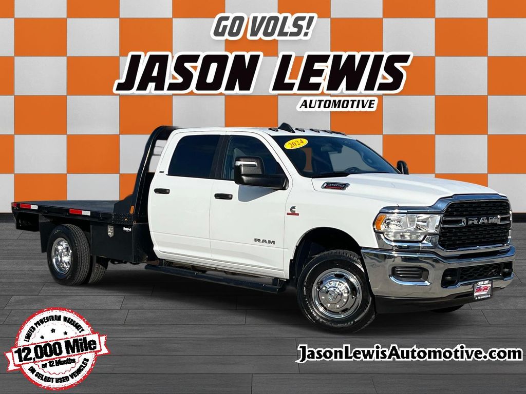 Bright White Clearcoat 2024 RAM 3500 Chassis Pickup Truck Four-Wheel Drive 6-Speed Automatic