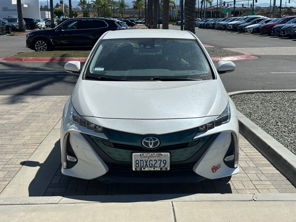 Thumbnail: 2017 Toyota Prius Prime - 3