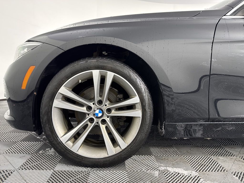 2018 BMW 3 Series 330i xDrive 8