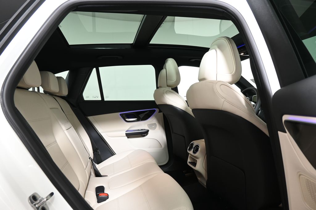 Thumbnail: 2026 Mercedes-Benz GLC - 19