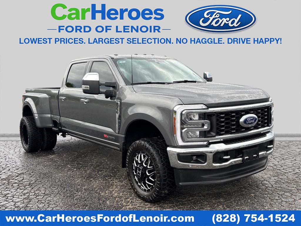 Gray Metallic 2024 Ford F-350 Super Duty Lariat Crew Cab LB DRW 4WD Pickup Truck Four-Wheel Drive Automatic