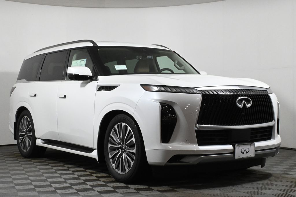 2025 INFINITI QX80 Luxe 9