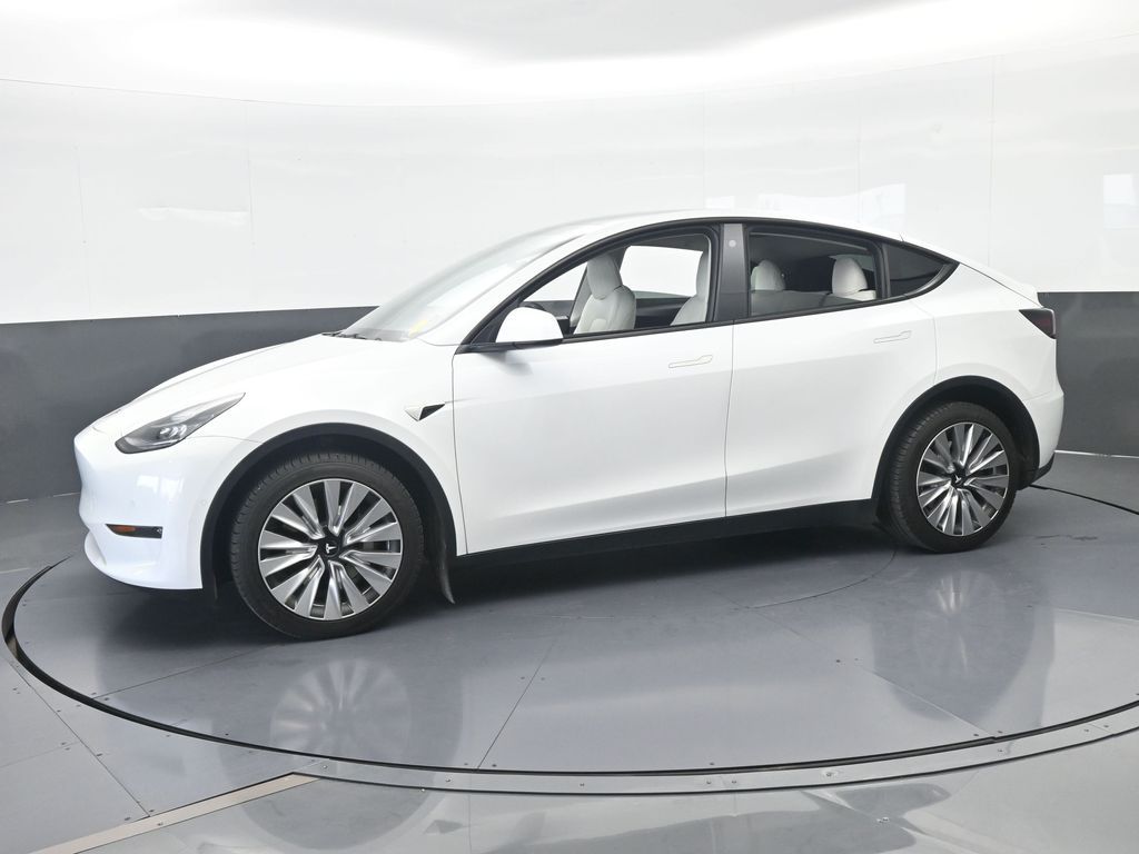 Used 2021 Tesla Model Y Long Range with VIN 5YJYGDEEXMF295027 for sale in Miami Lakes, FL