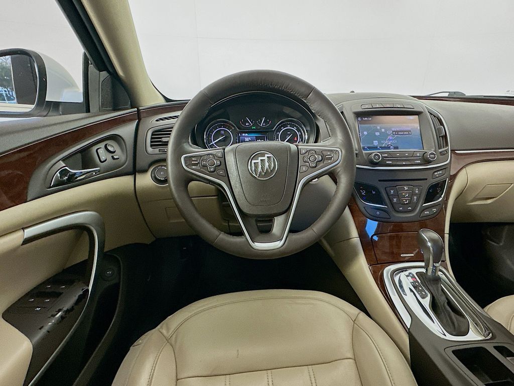 Thumbnail: 2016 Buick Regal - 23