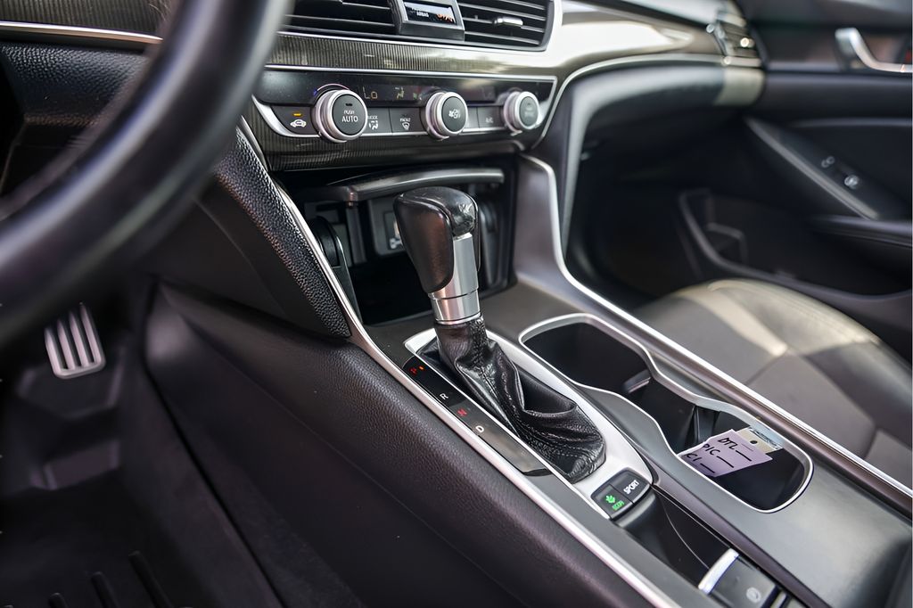 Used Car 2020 Honda Accord  Sport For Sale Under $25,000 In Austin, Texas