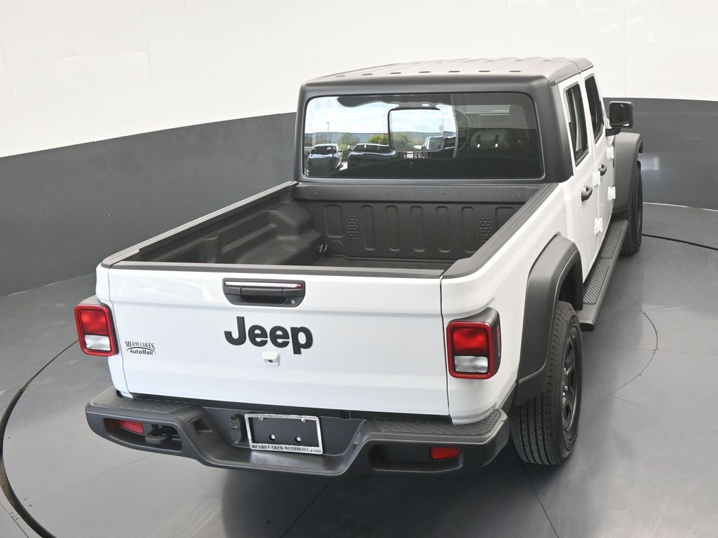 New 2026 bright white clearcoat Jeep Sport image 40