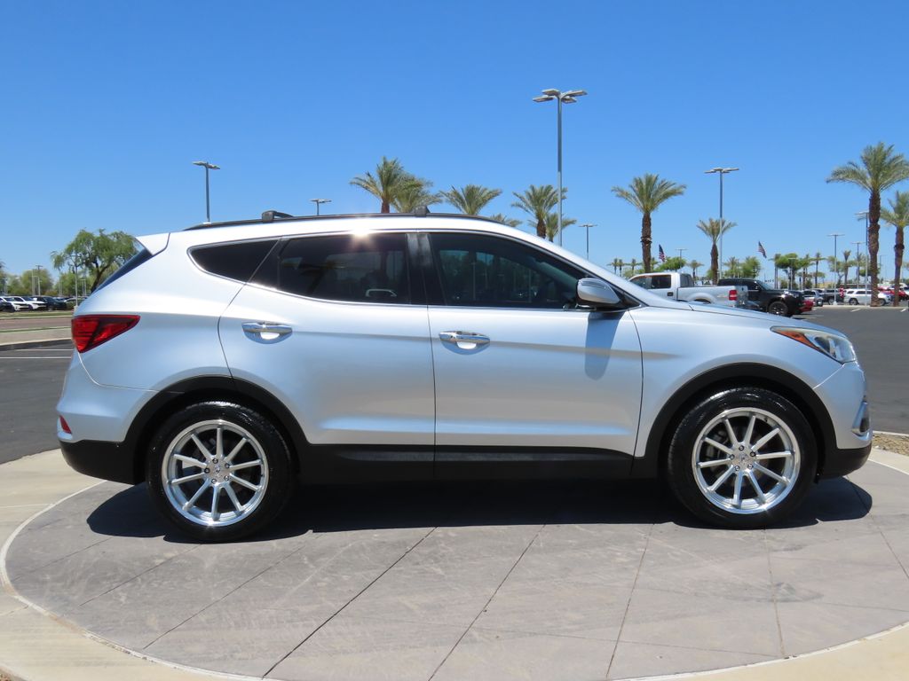 2018 Hyundai Santa Fe Sport 2.0T 4