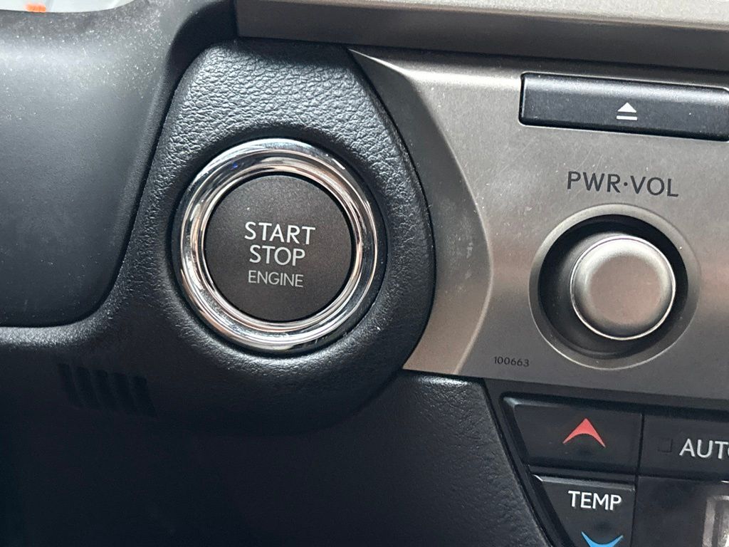 Used 2017 Lexus ES Sedan