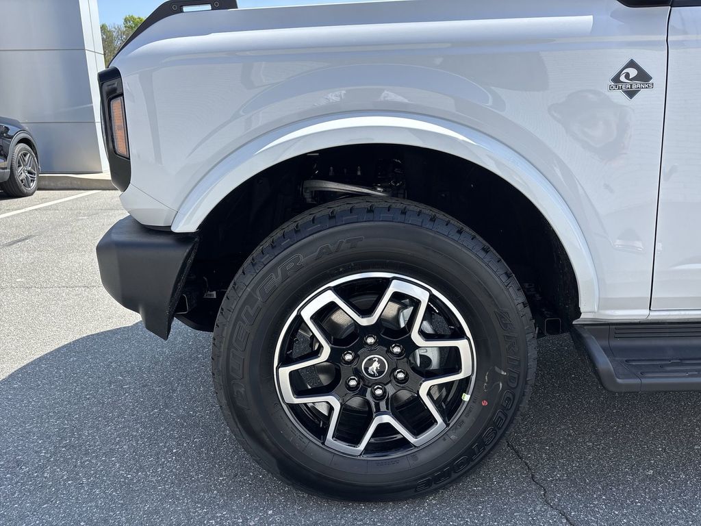 New 2026 Oxford White Ford Outer Banks® image 18