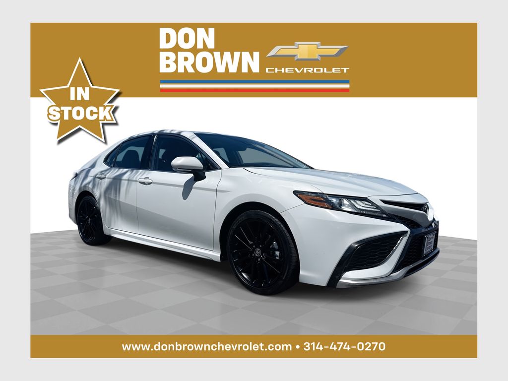 Ice 2024 Toyota Camry Sedan Front-Wheel Drive 8-Speed Automatic