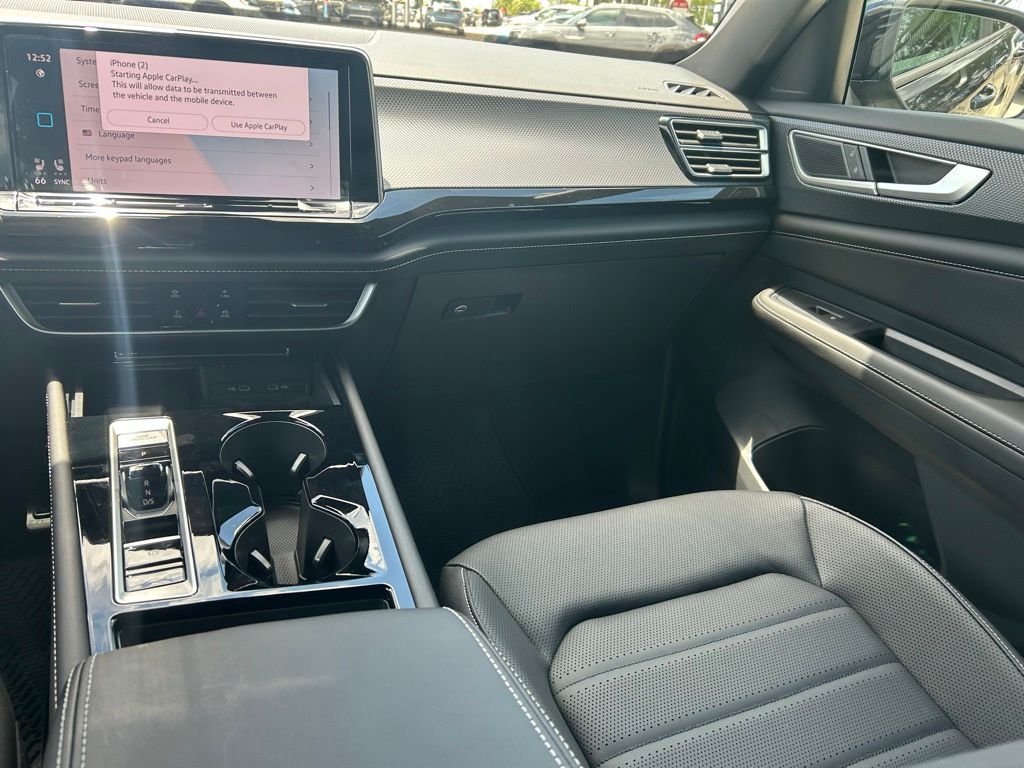 New 2026 Deep Black Volkswagen 2.0T SEL R-Line Black image 10