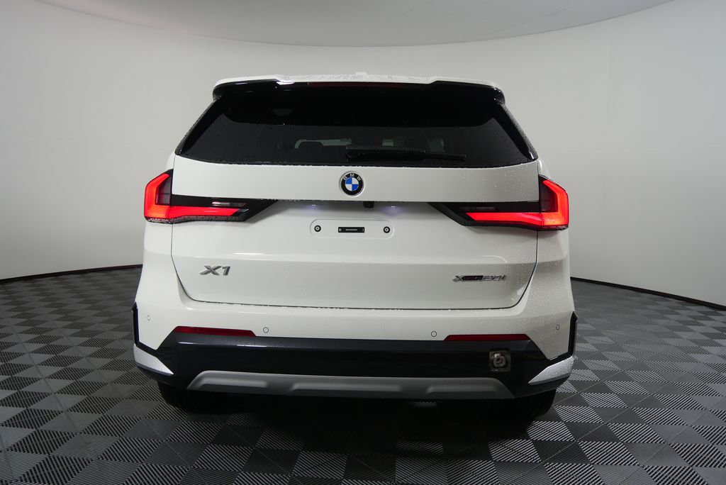 2025 BMW X1 xDrive28i 4