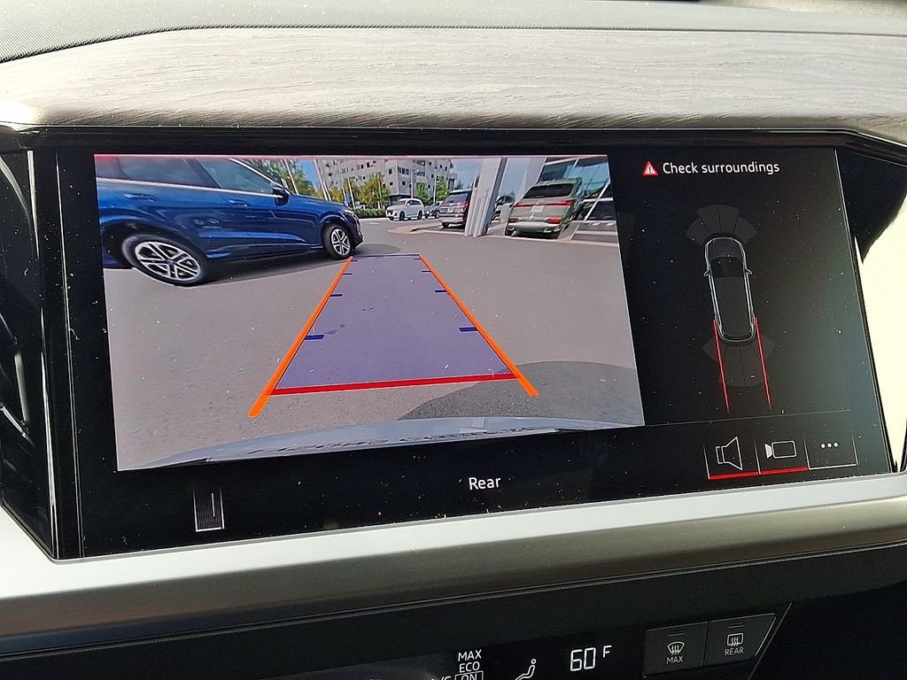 Thumbnail: 2025 Audi Q4 e-tron - 18