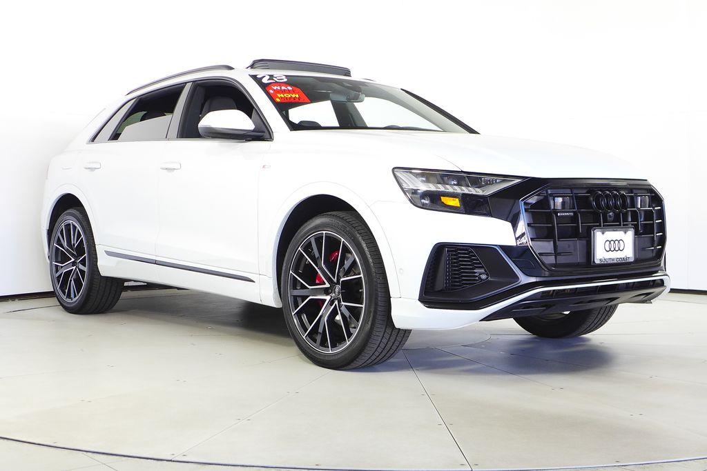 Thumbnail: 2023 Audi Q8 - 4