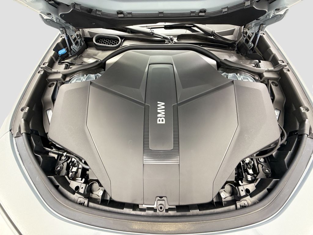 Thumbnail: 2026 BMW i7 - 28