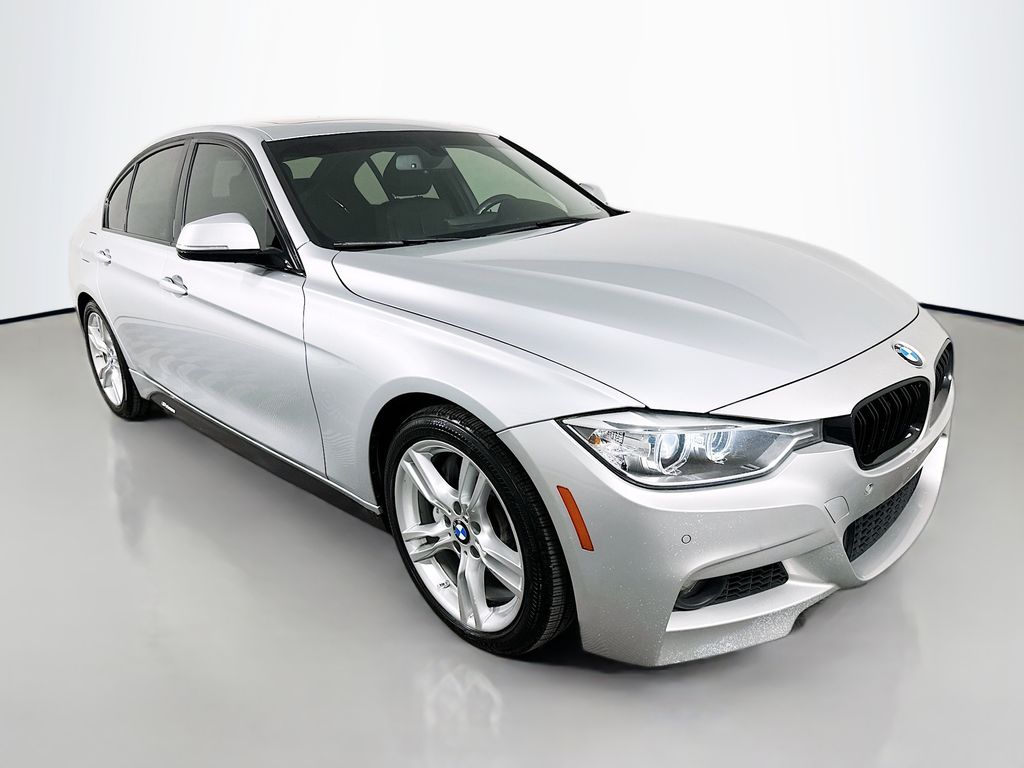 Thumbnail: 2015 BMW 3 Series - 3