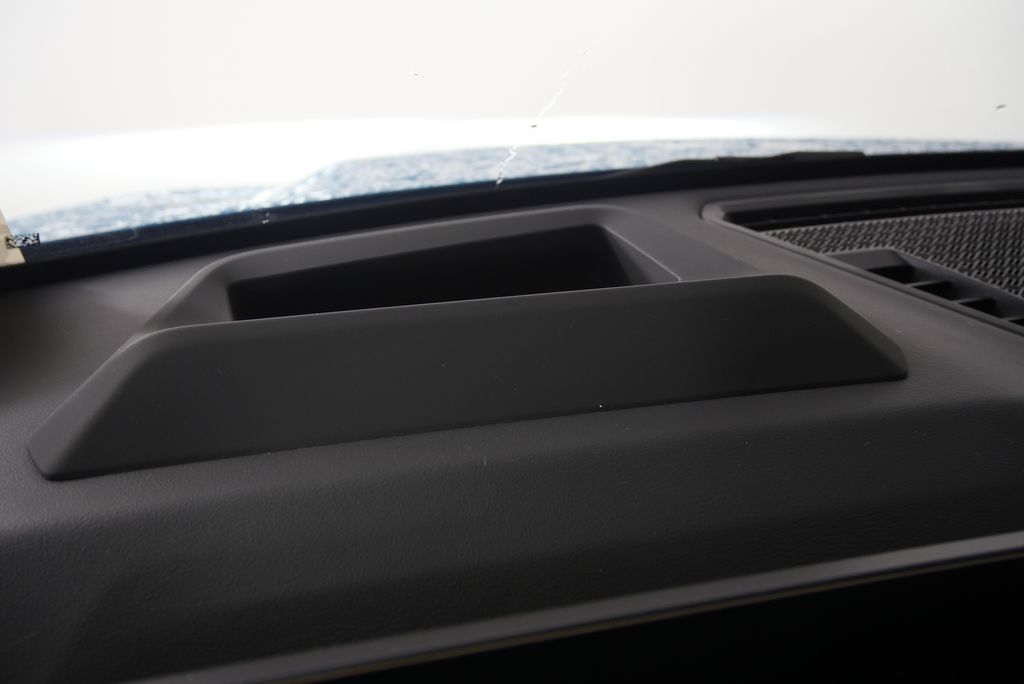 Thumbnail: 2023 BMW X1 - 24