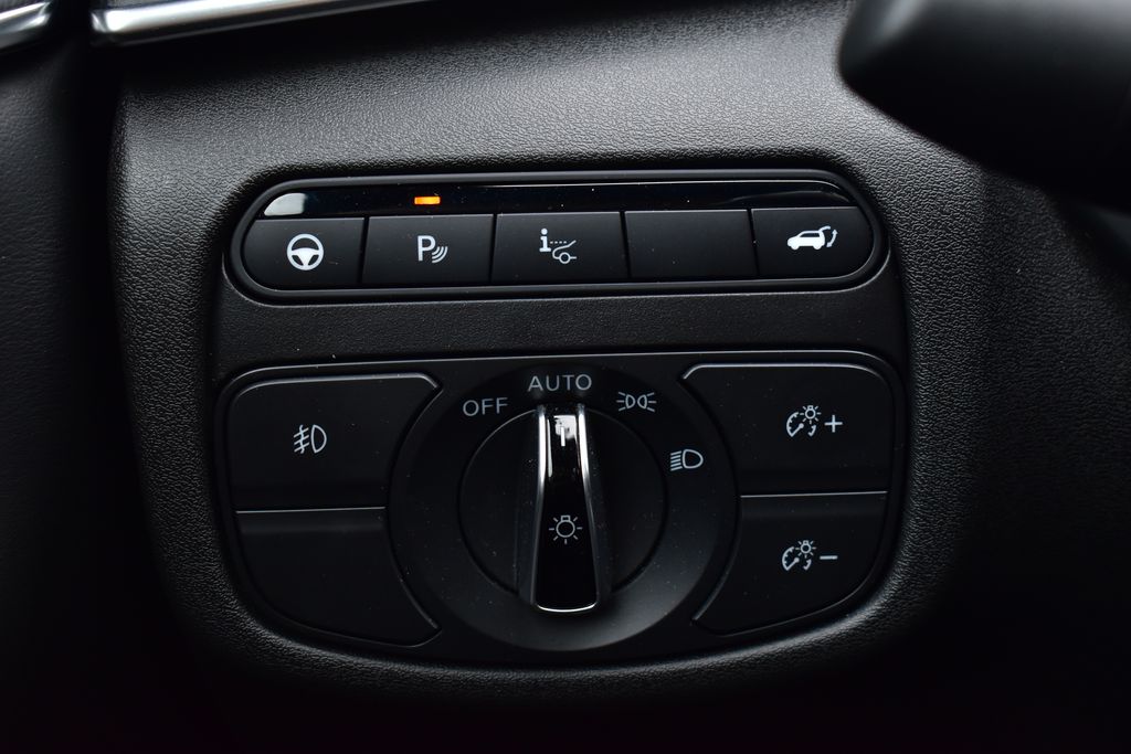 2023 INFINITI QX55 Sensory 17