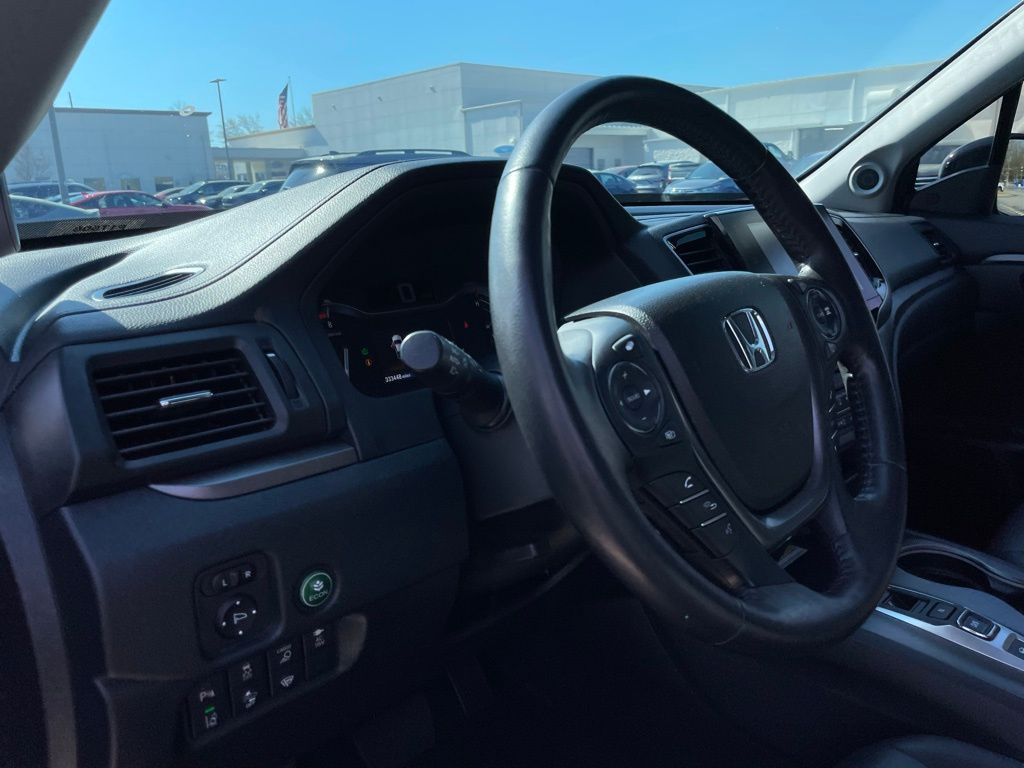 Thumbnail: 2023 Honda Ridgeline - 28