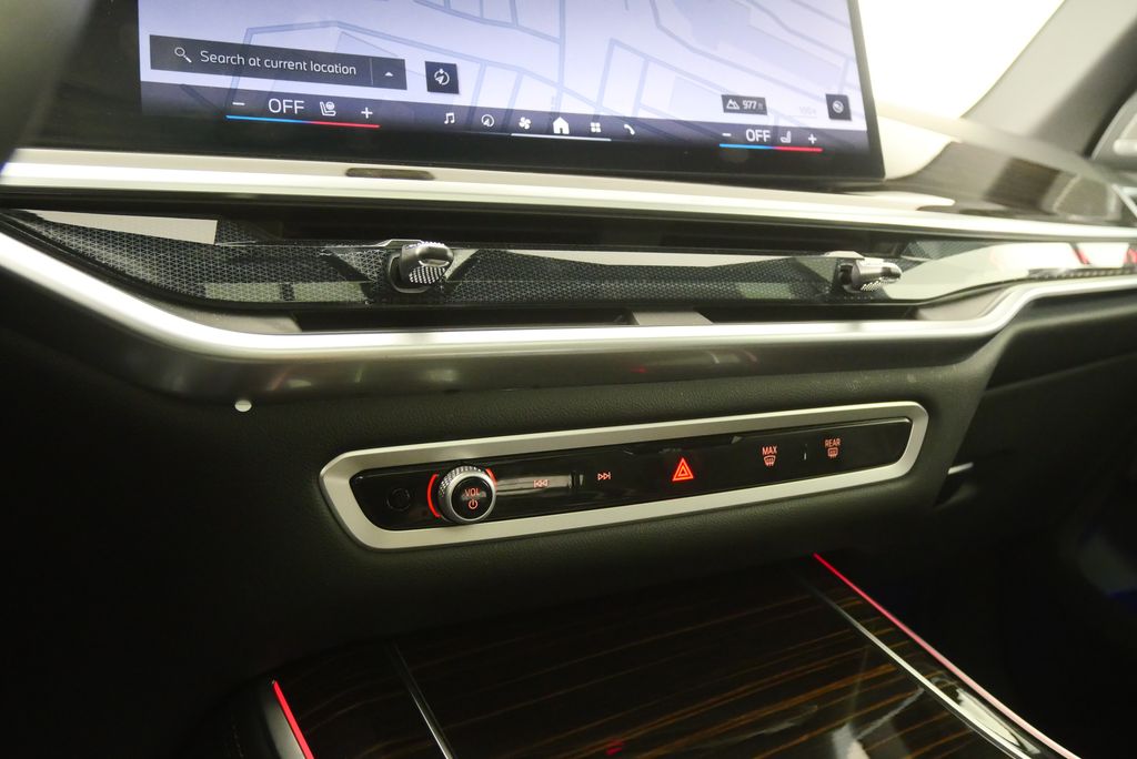 Thumbnail: 2025 BMW X5 - 27