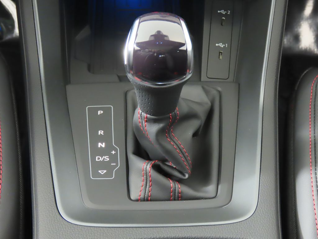 Thumbnail: 2025 Audi Q3 - 24