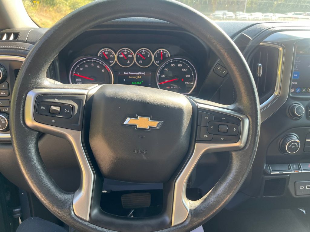 2020 Chevrolet Silverado 1500 LT 10