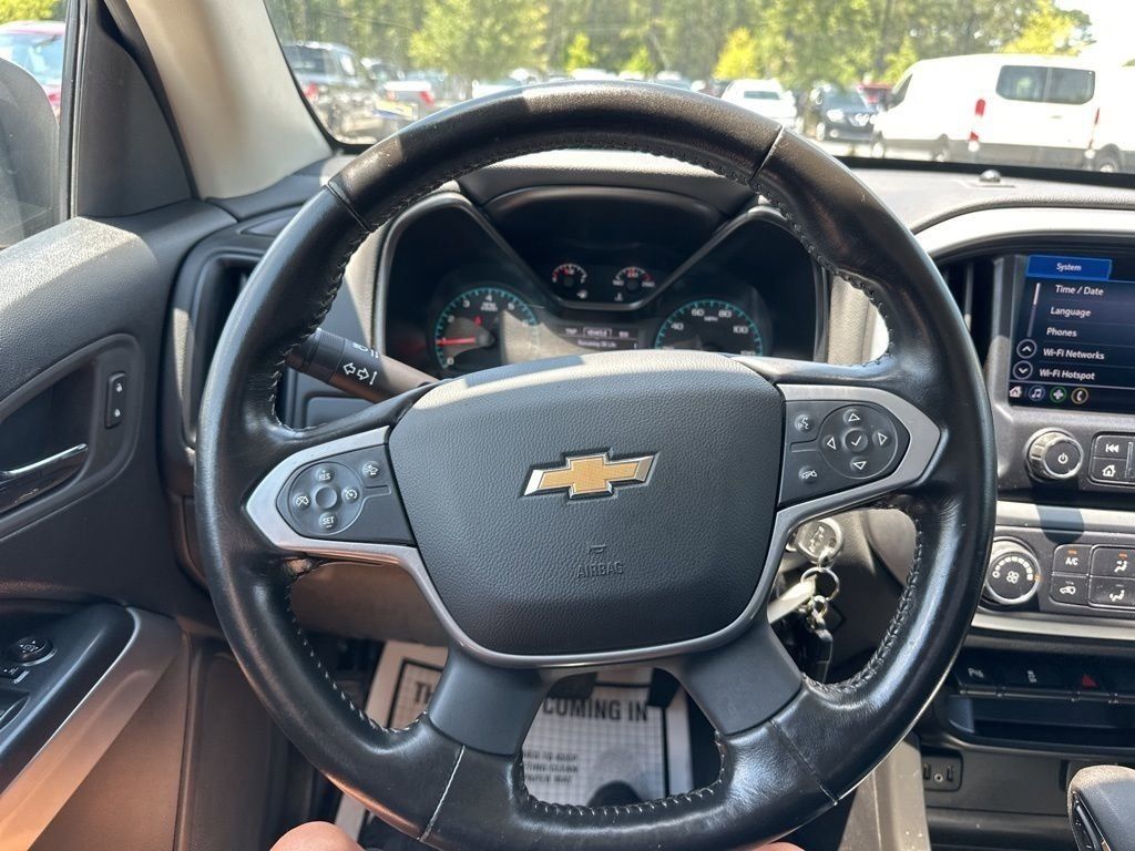 2022 Summit White Chevrolet Colorado LT RWD