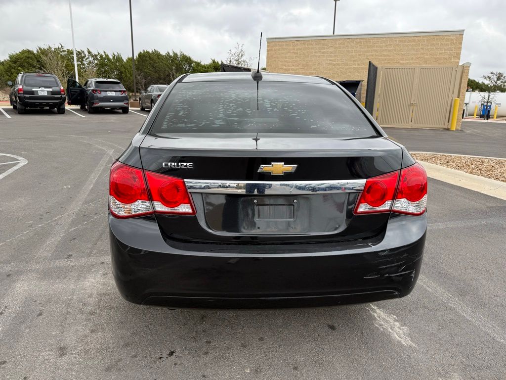 Thumbnail: 2016 Chevrolet Cruze - 5